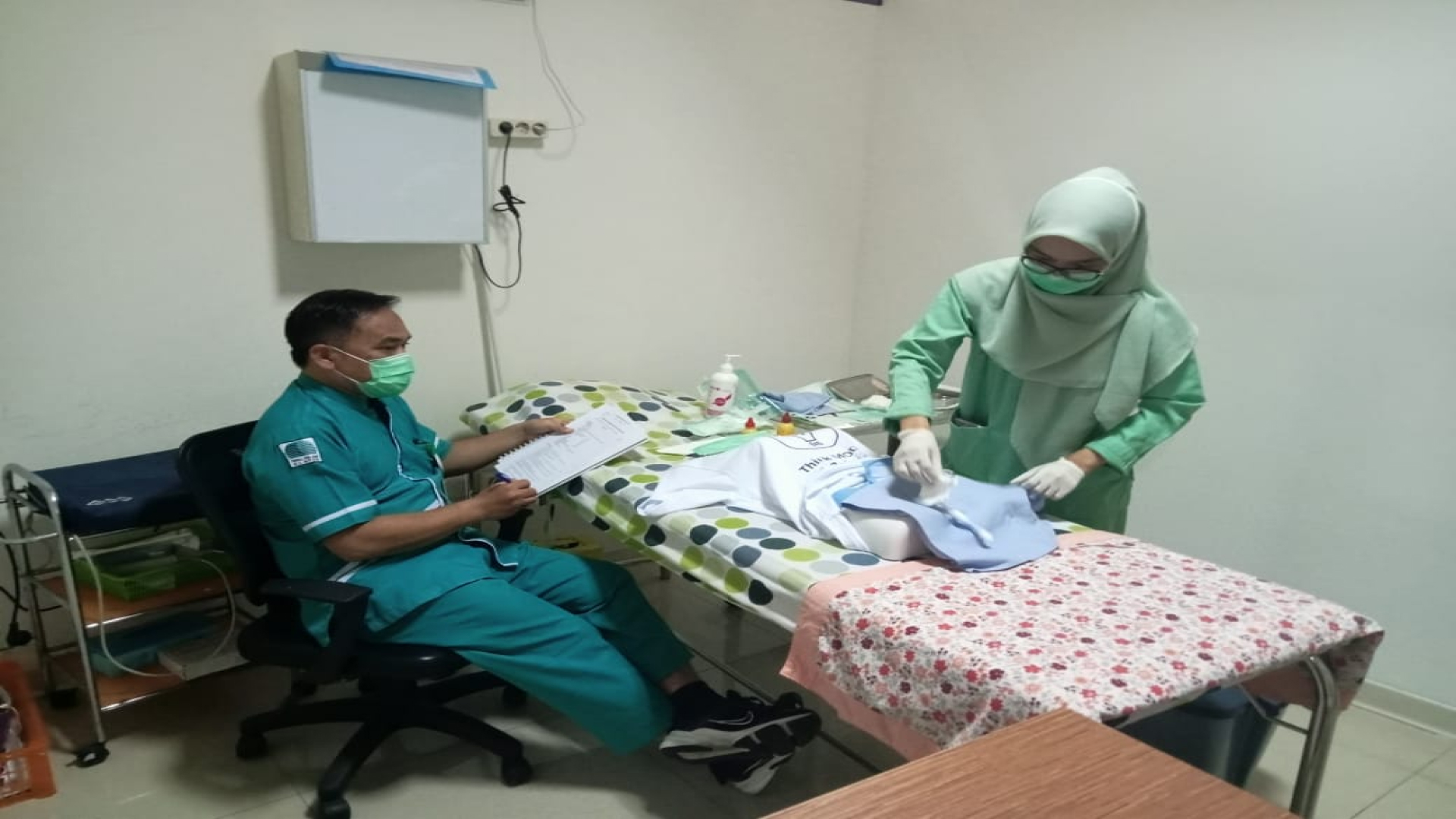 Pelatihan Dialisis Bagi Perawat di Rumah Sakit dan Klinik Khusus Dialisis Angkatan VII